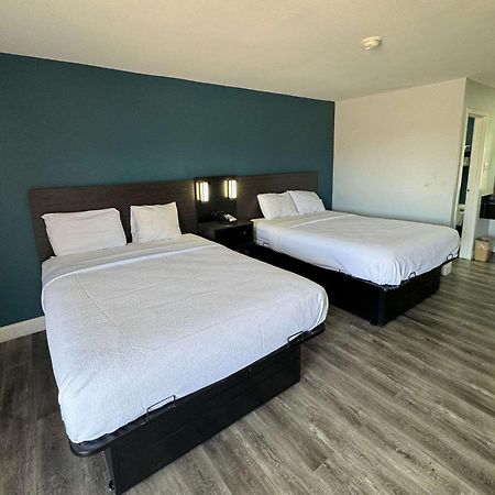 Rodeway Inn West Memphis Buitenkant foto