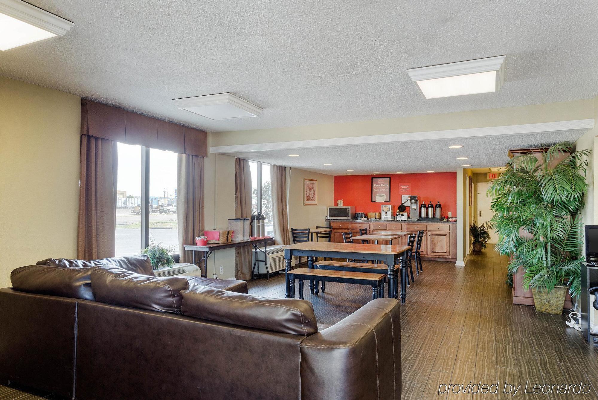 Rodeway Inn West Memphis Buitenkant foto