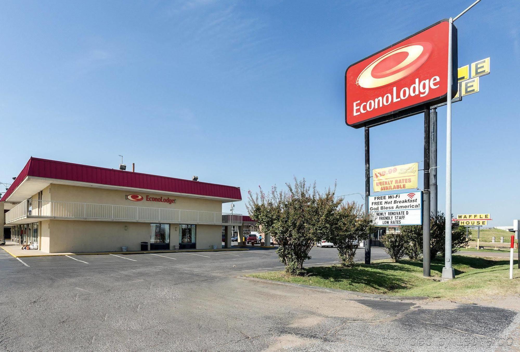 Rodeway Inn West Memphis Buitenkant foto